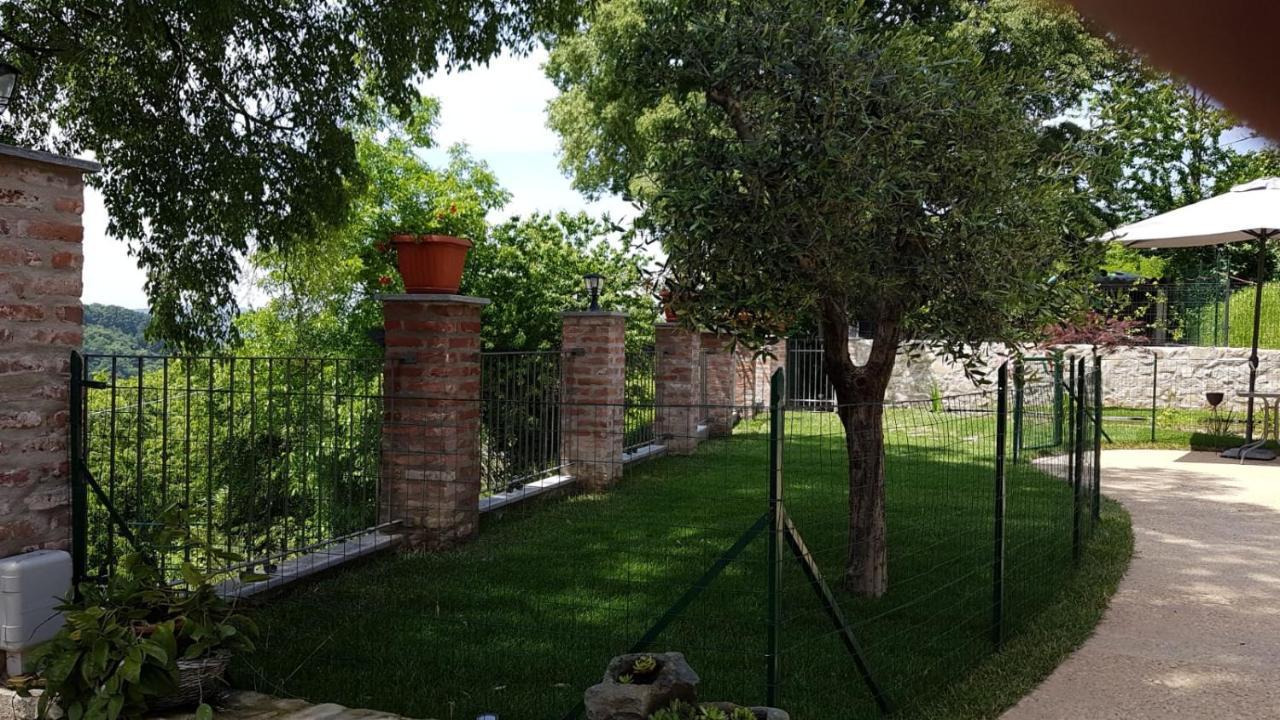 Ca D'Valur Bed & Breakfast Aramengo Dış mekan fotoğraf